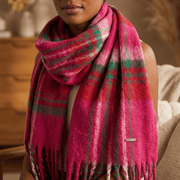Cosy Heritage Plaid Scarf – Soft Fringe Finish
