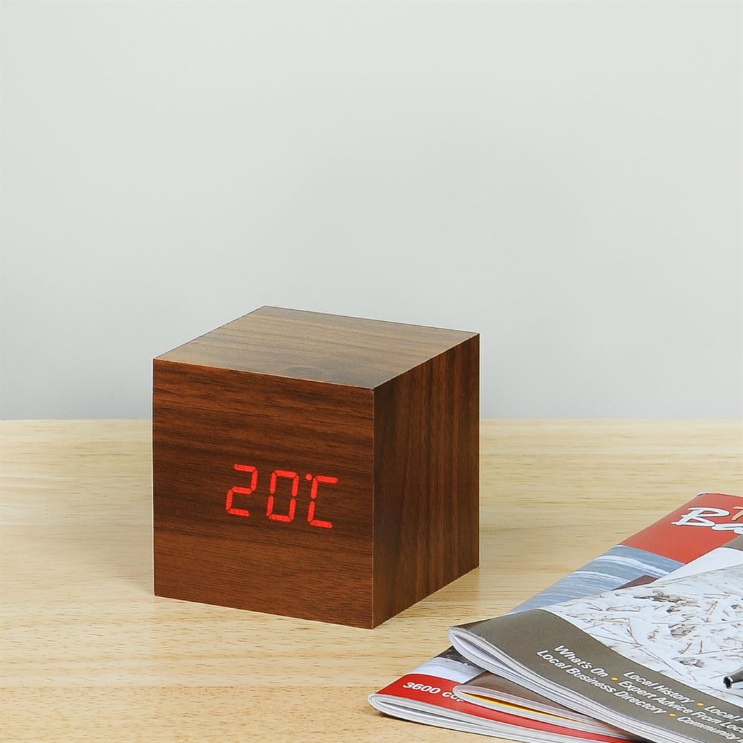 Cube Click Clock – Red LED