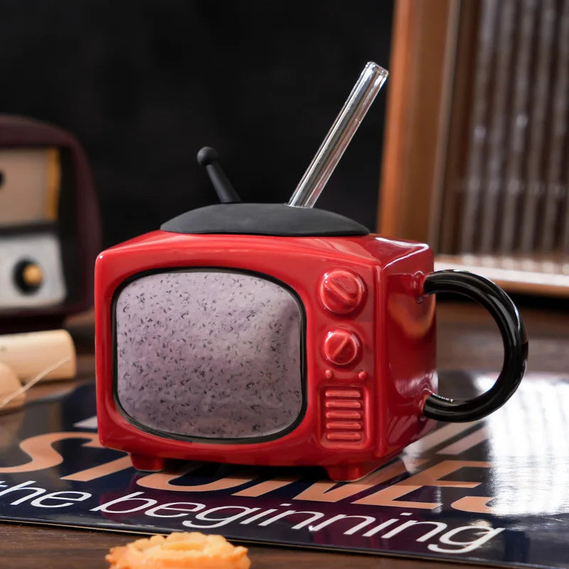 Retro TV Ceramic Mug with Lid & Straw – 450ml