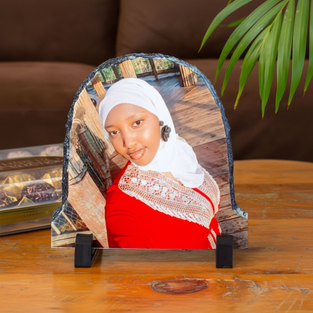 Personalised Sublimation Rock Frame – 15 × 15 cm Half-Round Photo Slate Display