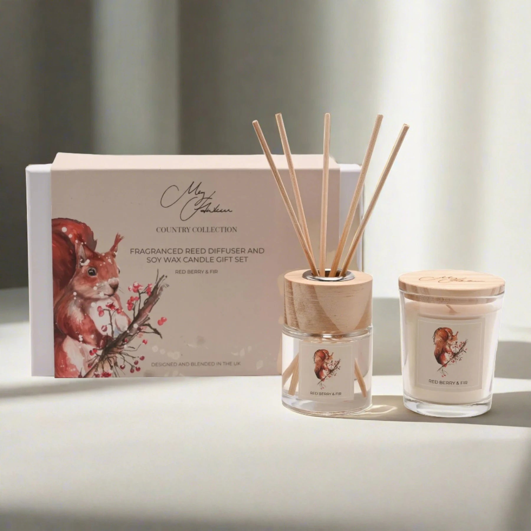 Meg Hawkins Squirrel Mini Candle & Diffuser Gift Set - Fir & Red Berry