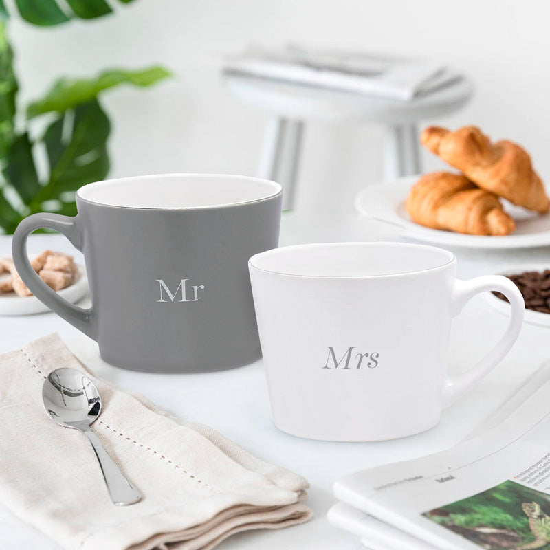 AMORE SET OF 2 GREY & WHITE MUGS - MR & MRS