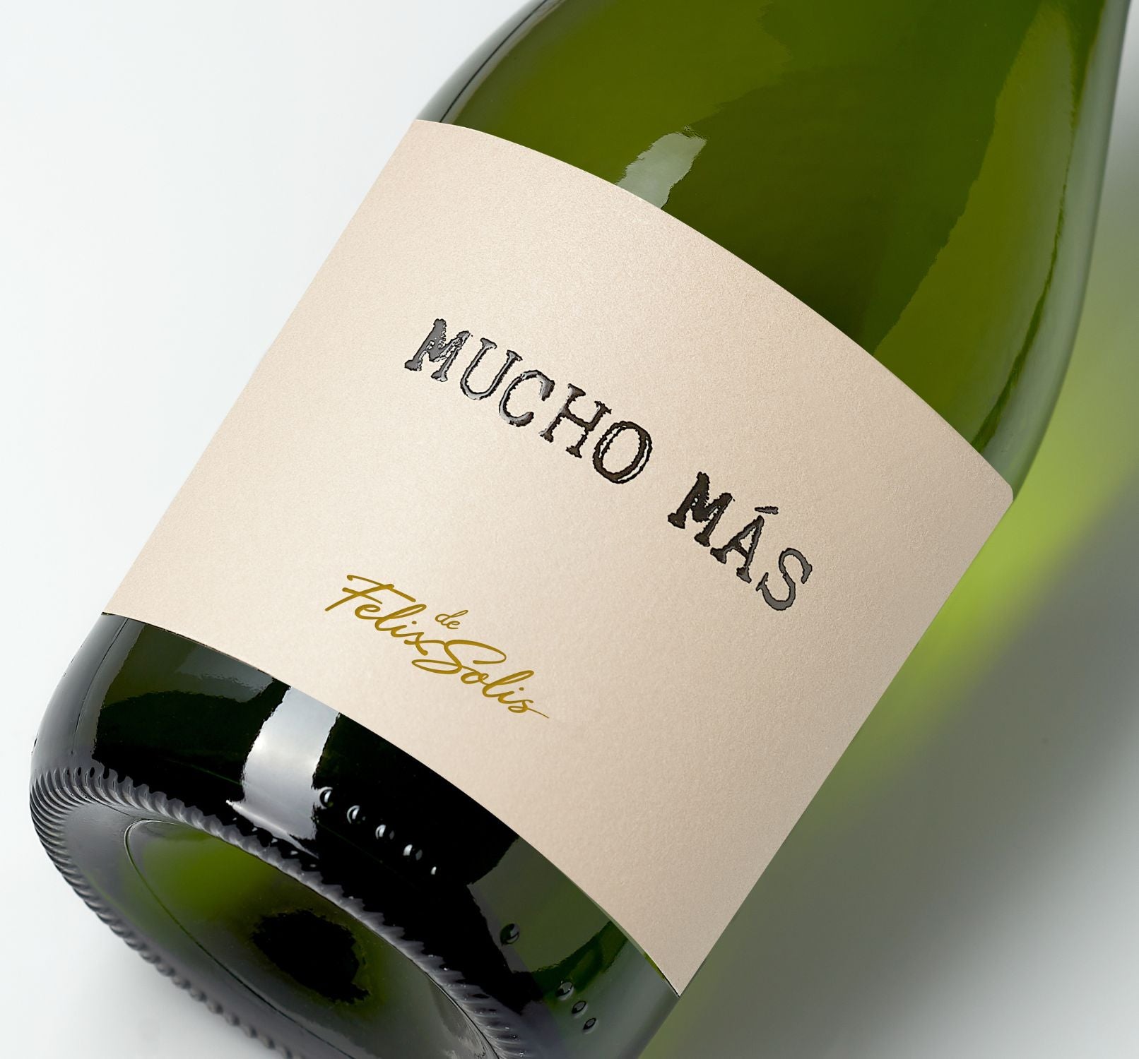 Mucho Más Sparkling Wine 750ml
