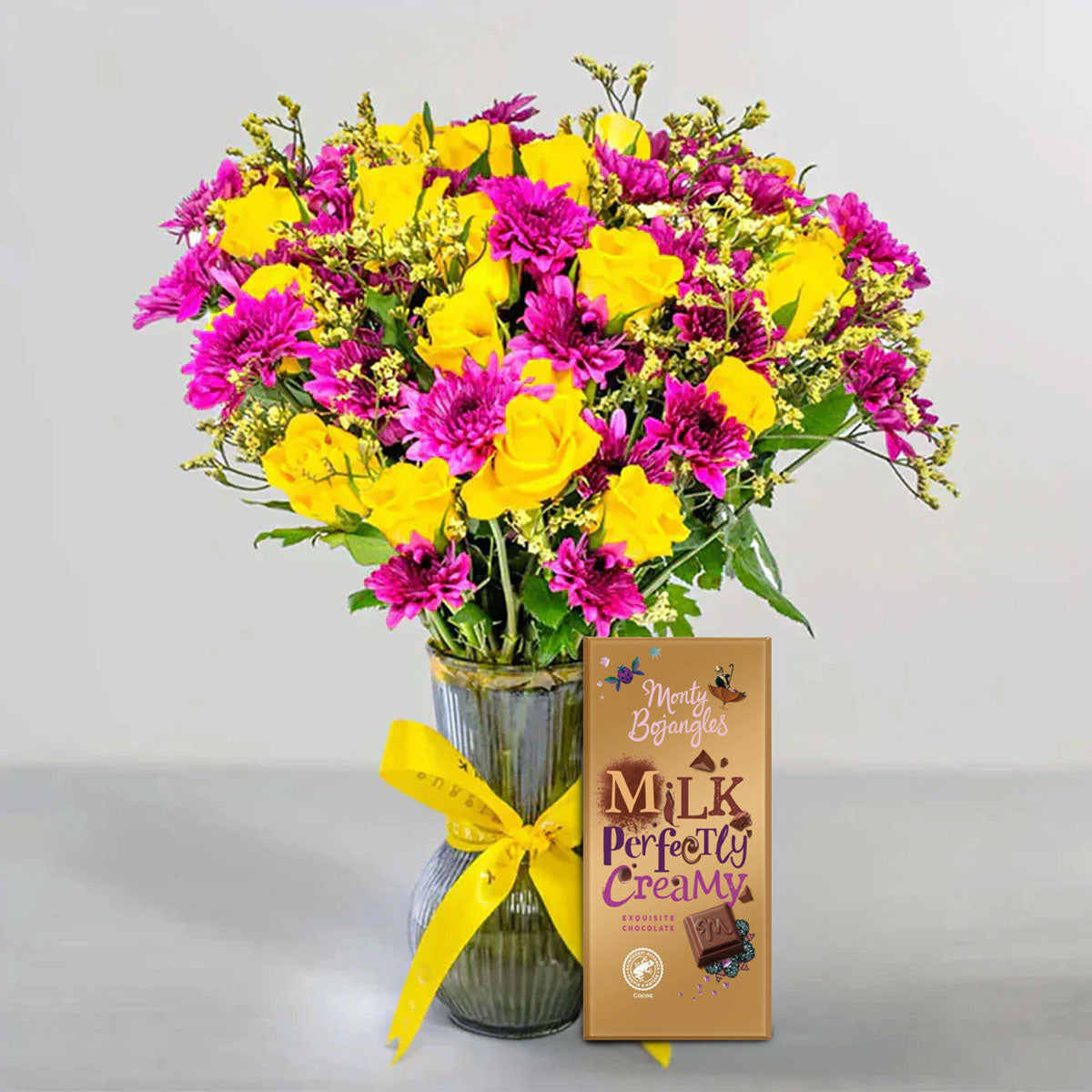 Mixed Blush Bouquet X Milk Perfectly Creamy Exquisite Chocolate Bar – 150g