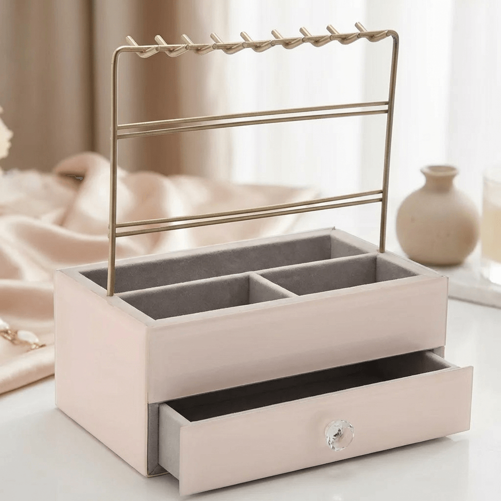Sophia Classic Nude Glass Jewellery Box & Hanger