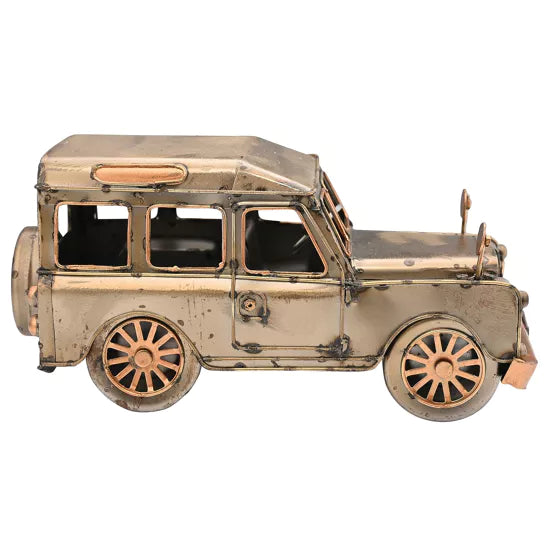 Harvey Makin Ornament Car