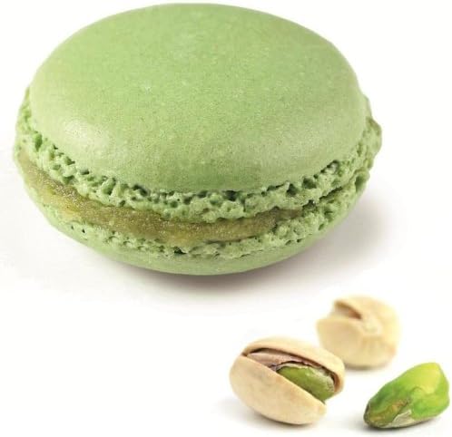 Macaron Trio Gift Box – Strawberry, Pistachio & Lemon (6 pcs)