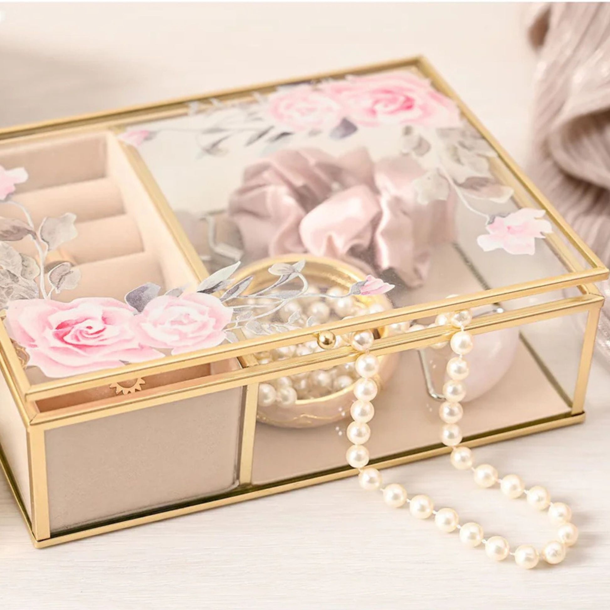 Miss Sophia Jewellry Glass Box